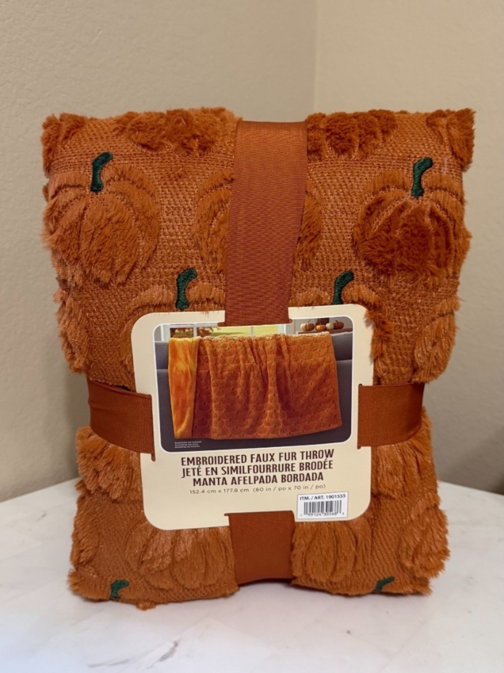 NWT VIRAL TIK TOK COSTCO EMBROIDERED FAUX FUR HALLOWEEN FALL THROW PUMPKIN